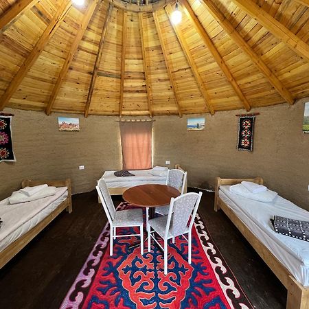 Bosogo Yurt Camp Hotel Bokonbayevo Buitenkant foto