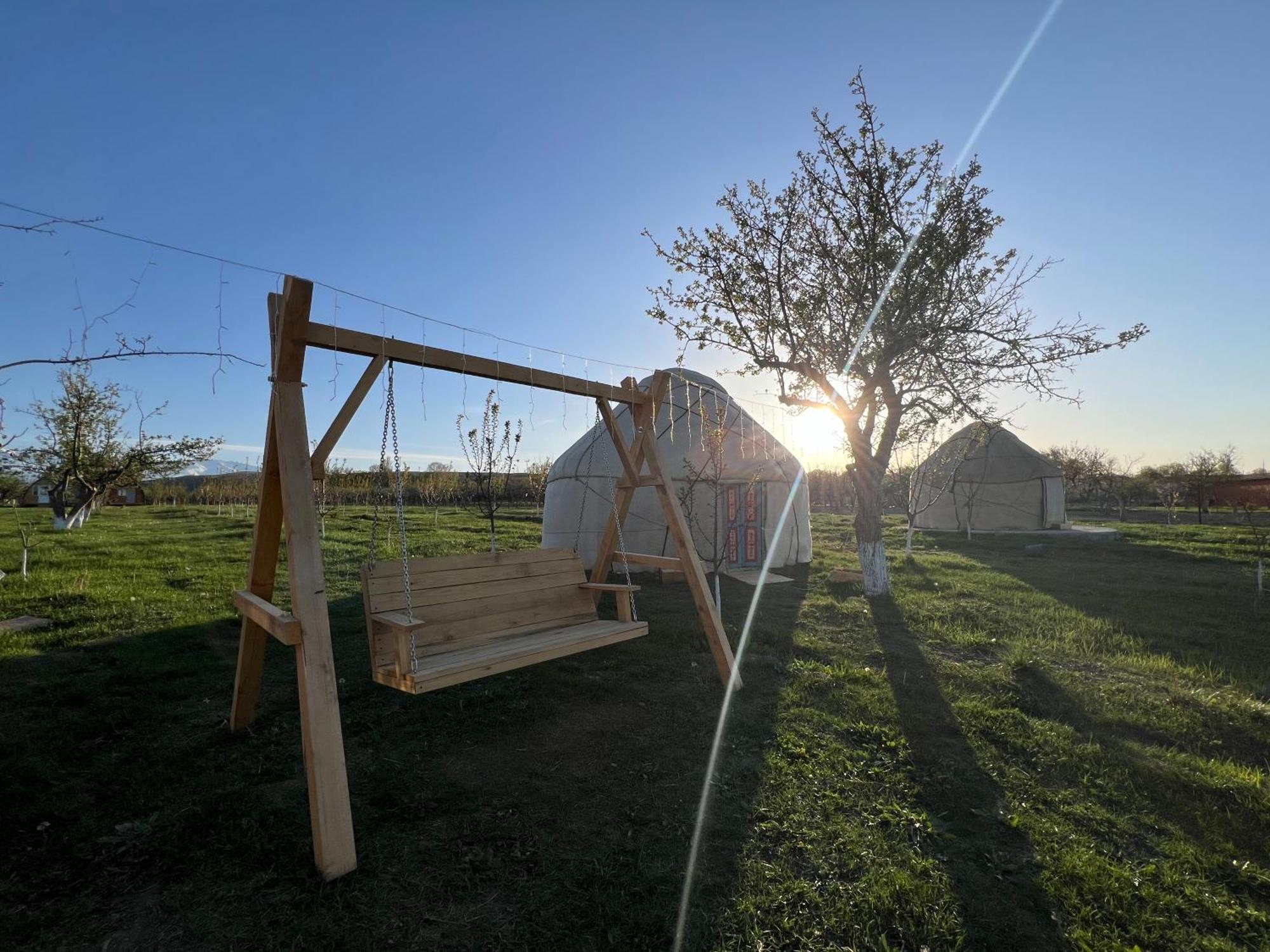 Bosogo Yurt Camp Hotel Bokonbayevo Buitenkant foto
