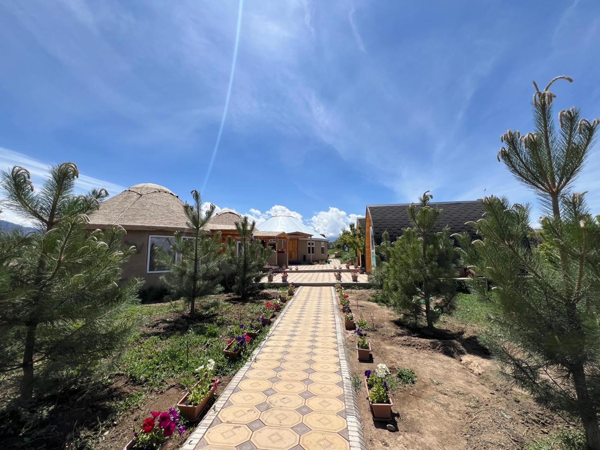 Bosogo Yurt Camp Hotel Bokonbayevo Buitenkant foto