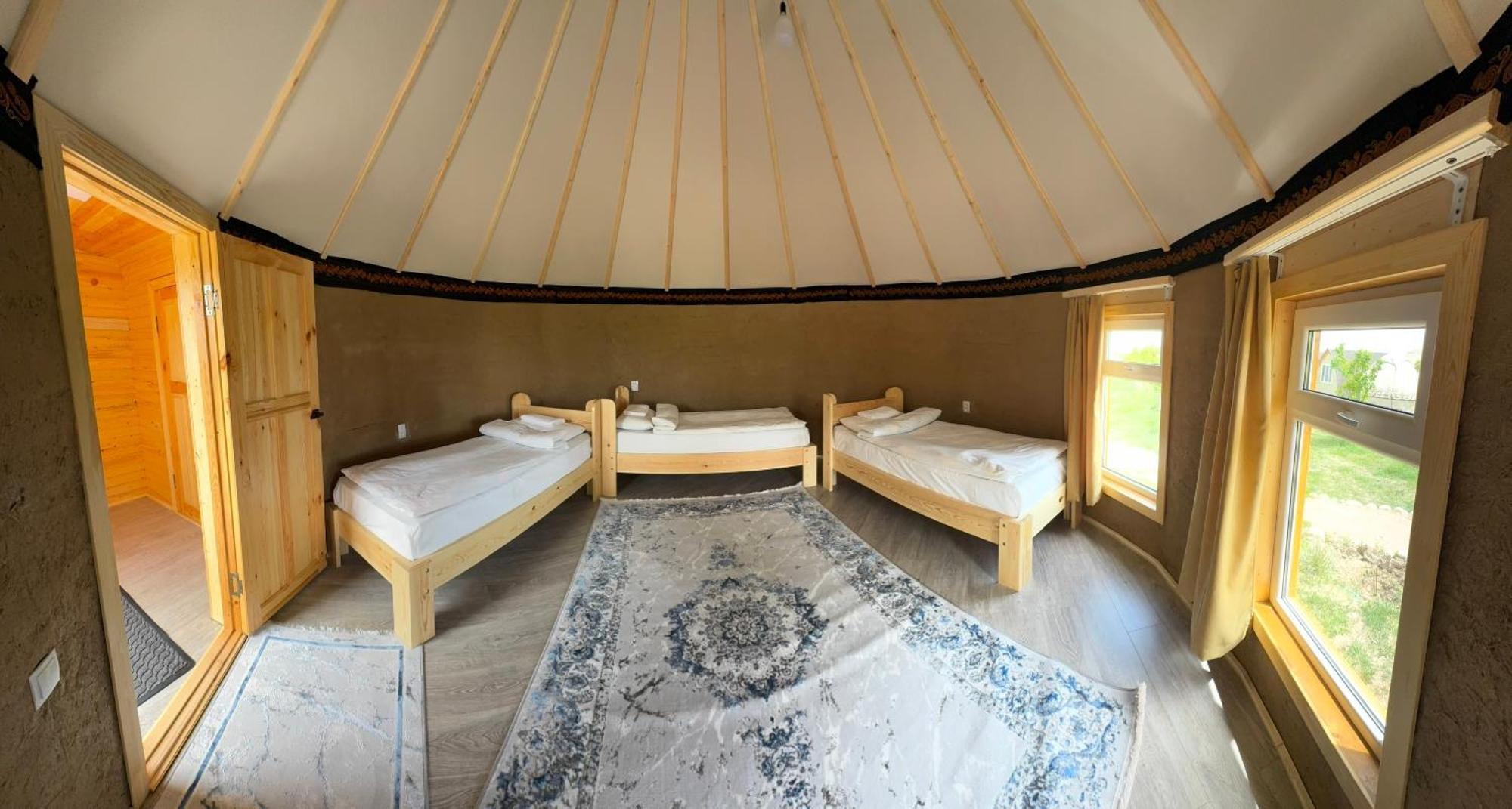 Bosogo Yurt Camp Hotel Bokonbayevo Buitenkant foto
