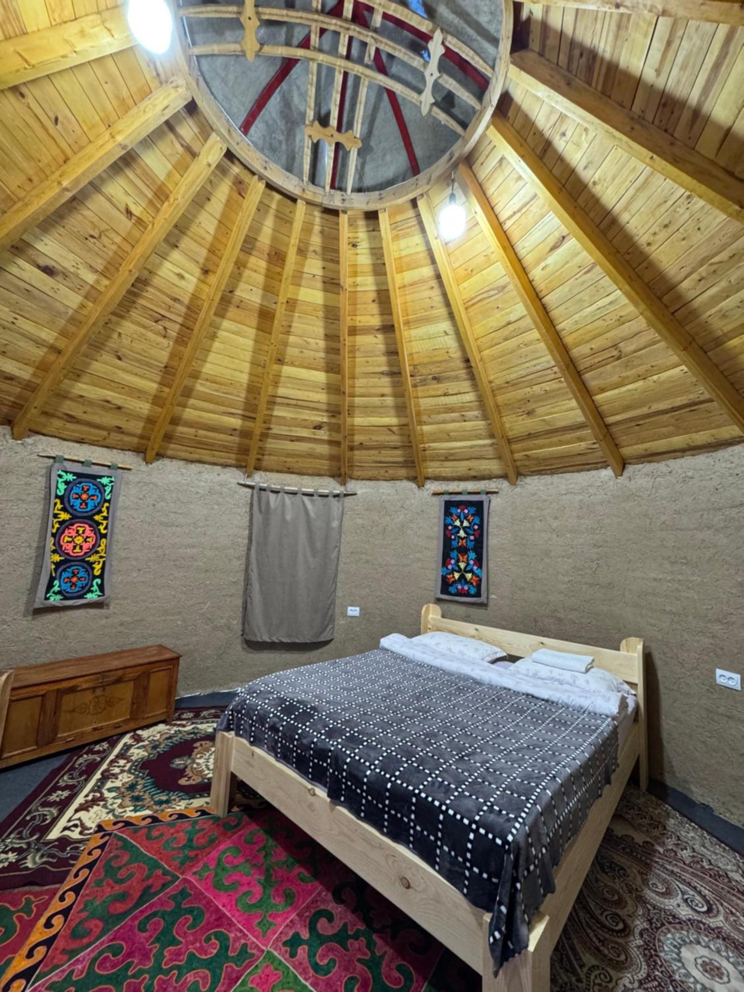 Bosogo Yurt Camp Hotel Bokonbayevo Buitenkant foto